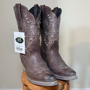 NWT Sterling River Western Cowboy Boots | Brown Leather | Size 9